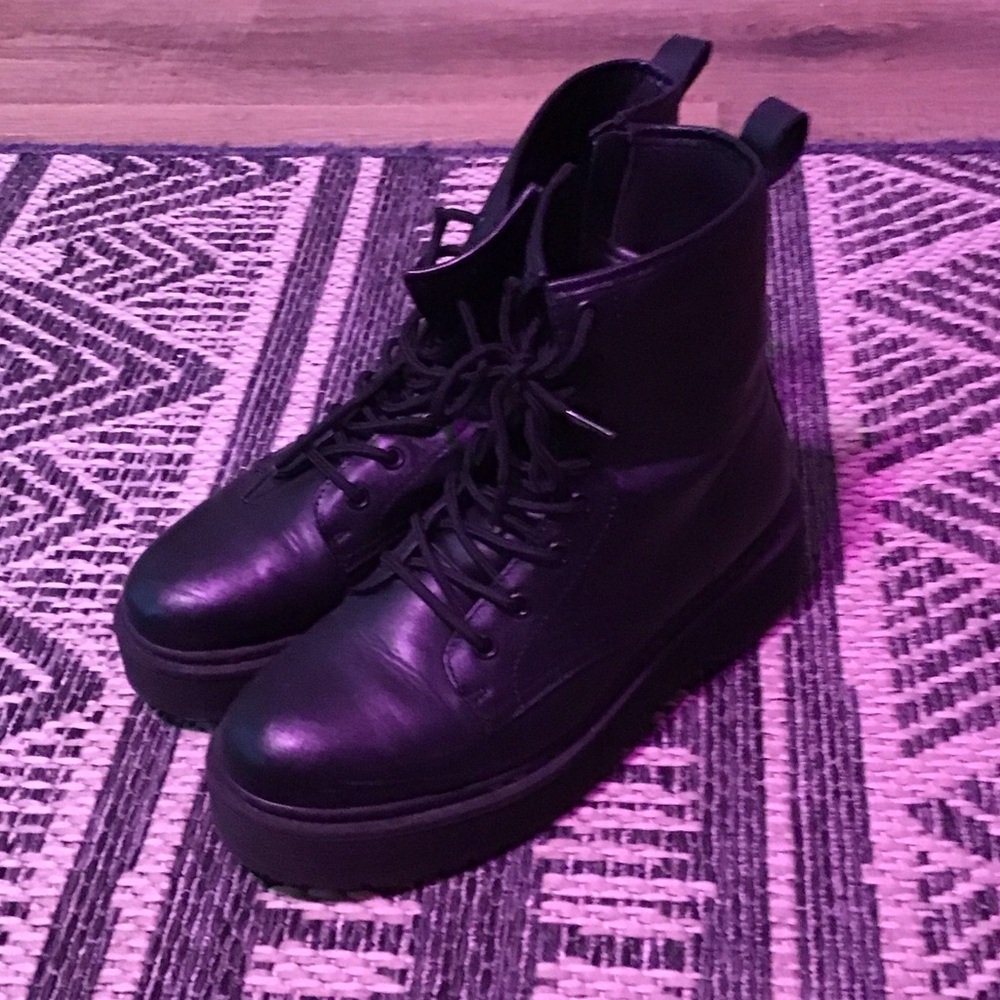 Black Platform Combat Lace-Up Boots